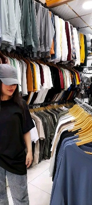 تیشرت نخی قواره آزاد و لَش